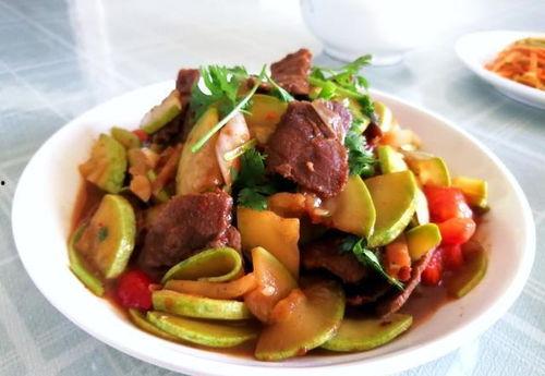 角瓜和牛肉能一起吃吗,营养互补的美食探索